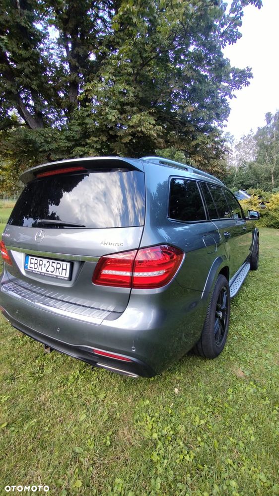 Mercedes-Benz GLS - 10