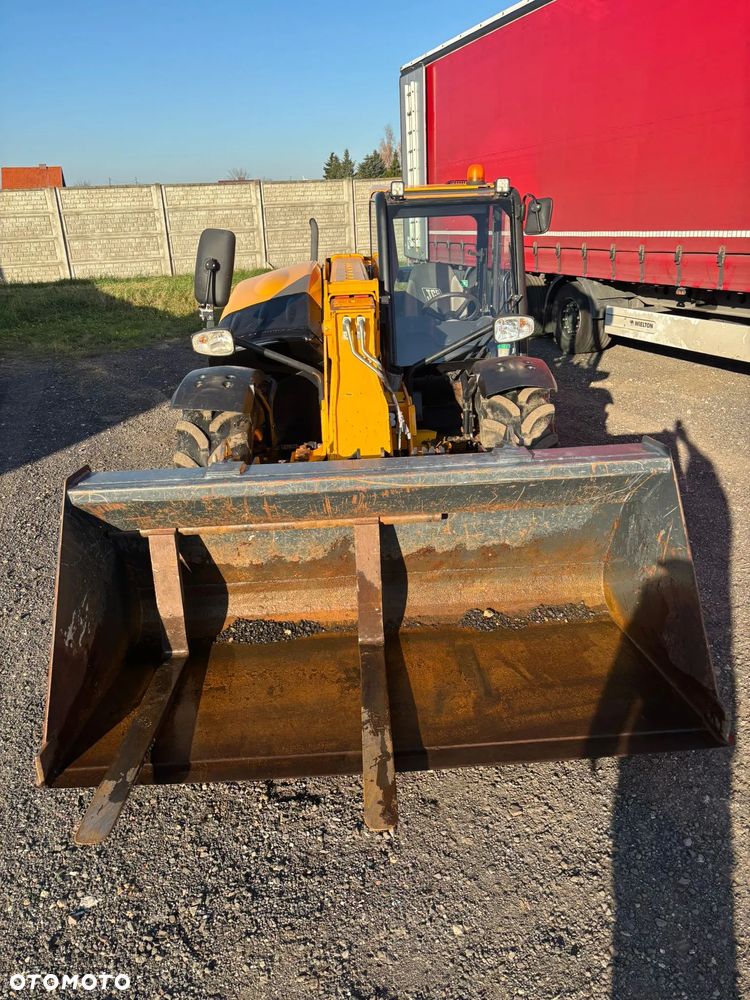 JCB 527-58 Agri Turbo - 8