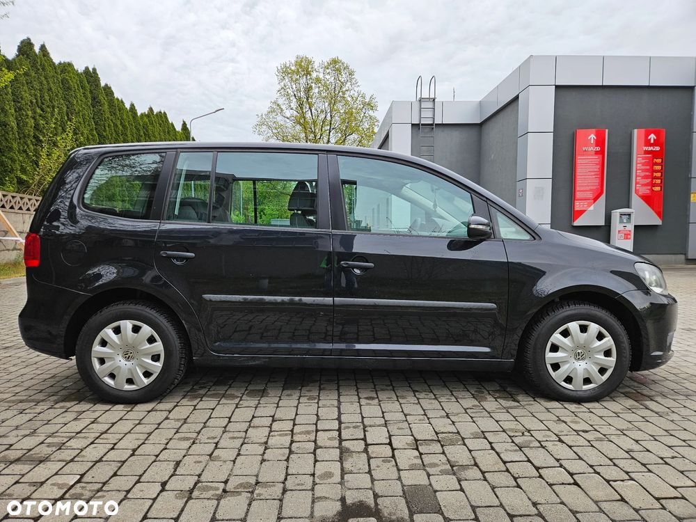 Volkswagen Touran 1.6 TDI DPF BlueMotion Technology Trendline - 17