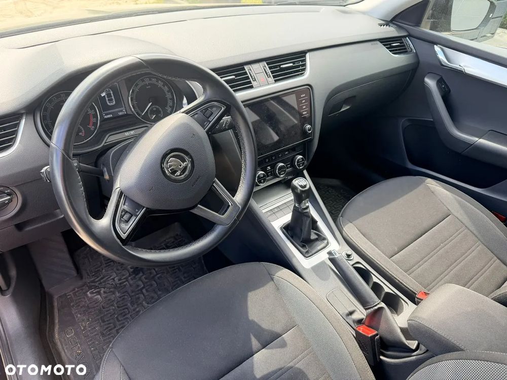 Skoda Octavia 1.6 TDI Ambition - 7