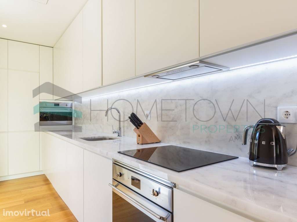 Moradia de Luxo na Exclusiva Quinta da Marinha - Grande imagem: 3/44