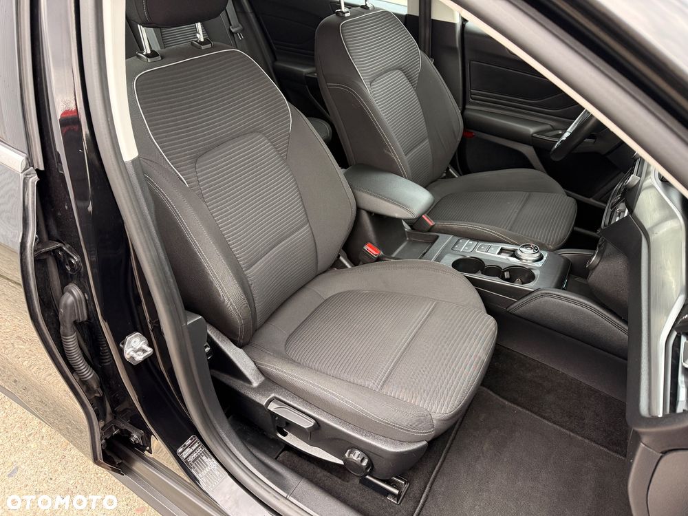 Ford Focus 1.5 EcoBlue Start-Stopp-System TITANIUM - 15