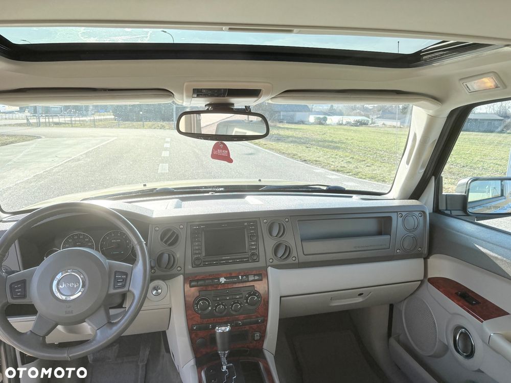 Jeep Commander 4.7 V8 - 25