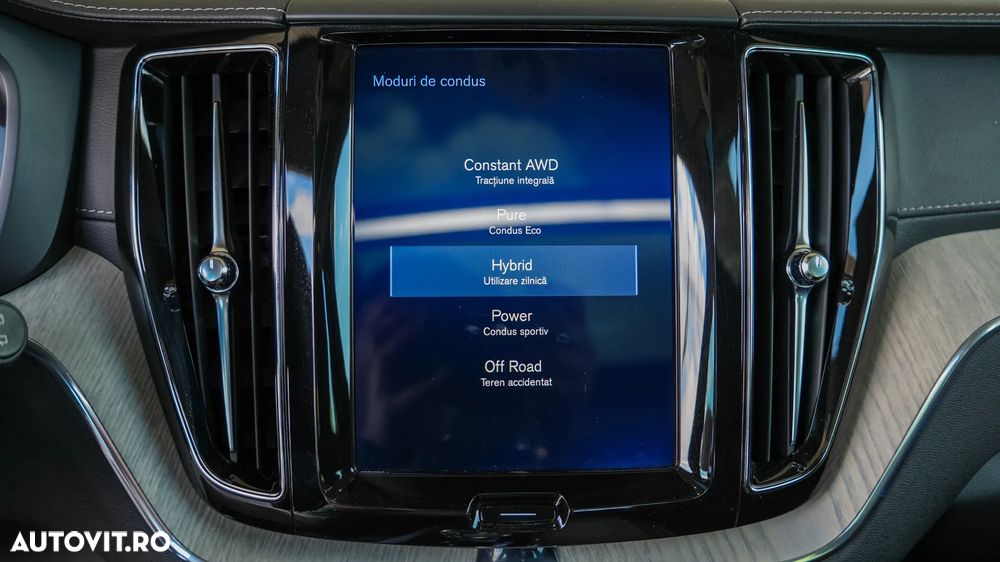 Volvo XC 60 T8 Twin Engine AWD Inscription - 13