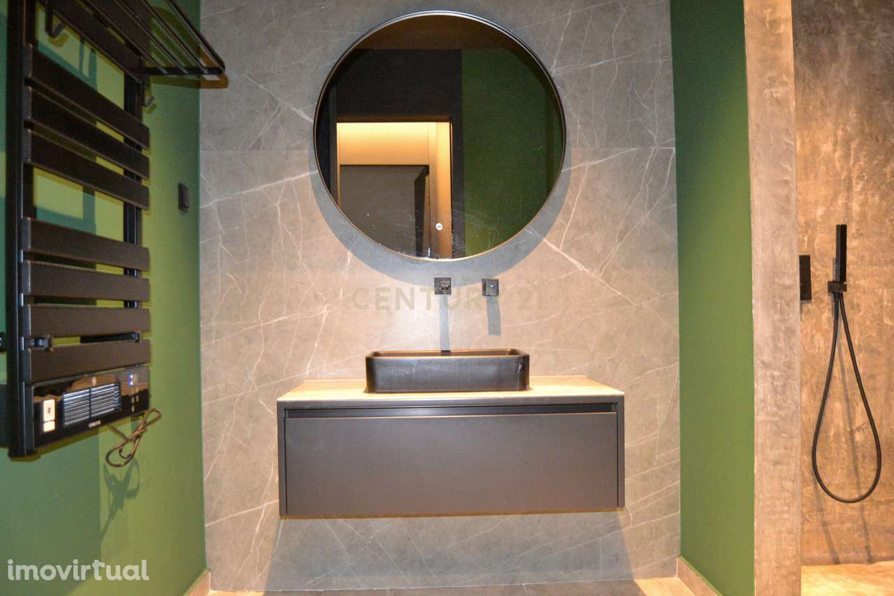 Apartamento T2 de Luxo com Terraço Privativo e Jacuzzi a 40 minutos de - Grande imagem: 3/40