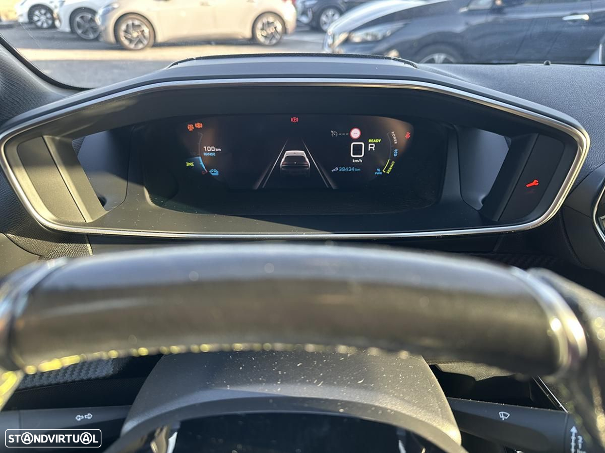 Peugeot e-208 50 kWh GT Line - 19