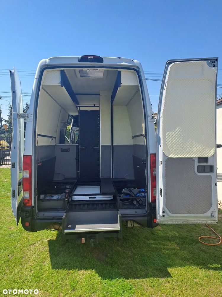 Iveco DAILY - 33