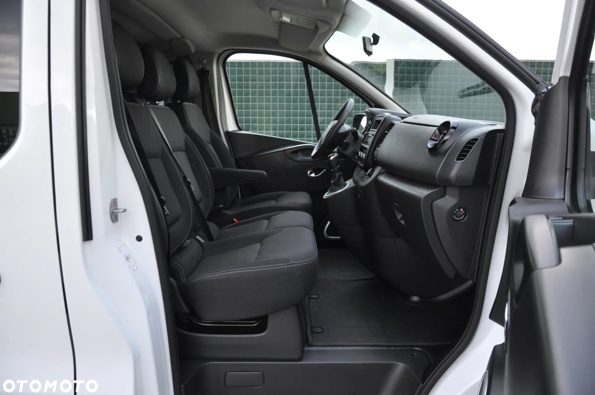 Renault Trafic - 13