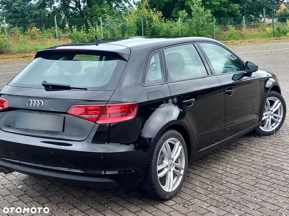Audi A3 Sportback 2.0 TDI (clean diesel) Ambiente - 26