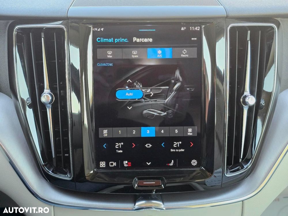 Volvo XC 60 T5 AWD Inscription - 28