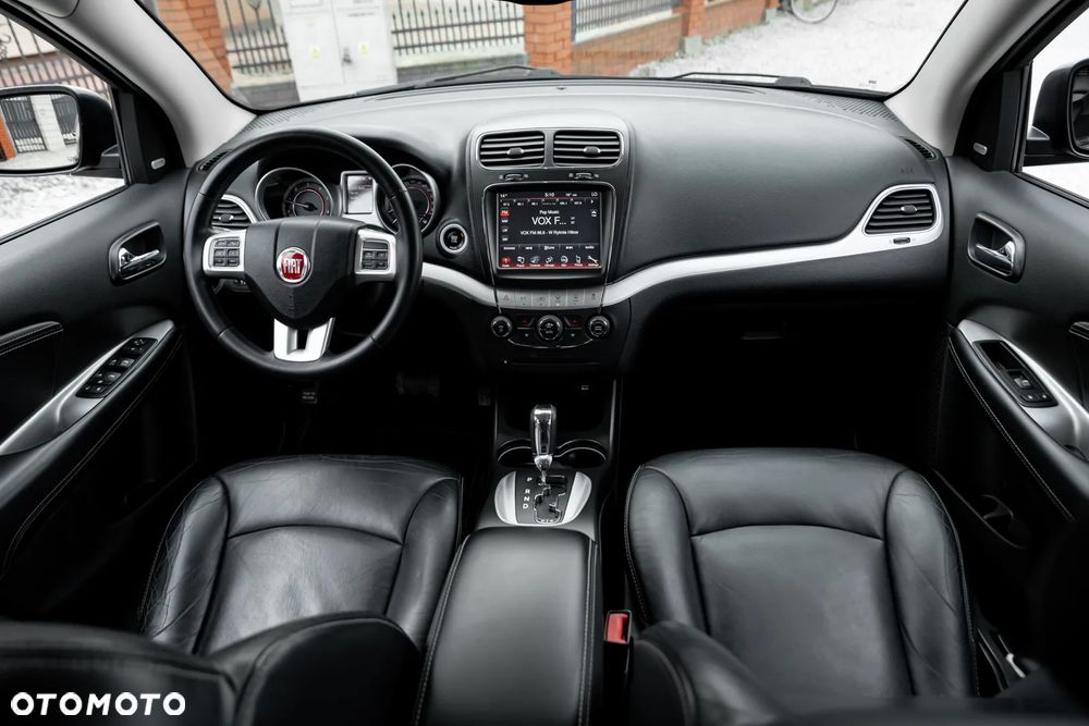 Fiat Freemont 2.0 Multijet 16V DPF Automatik Allrad Black Code - 26