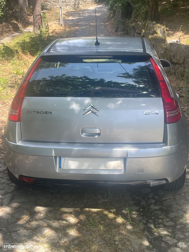 Citroën C4 1.6 HDi 110 VTR Pack - 4