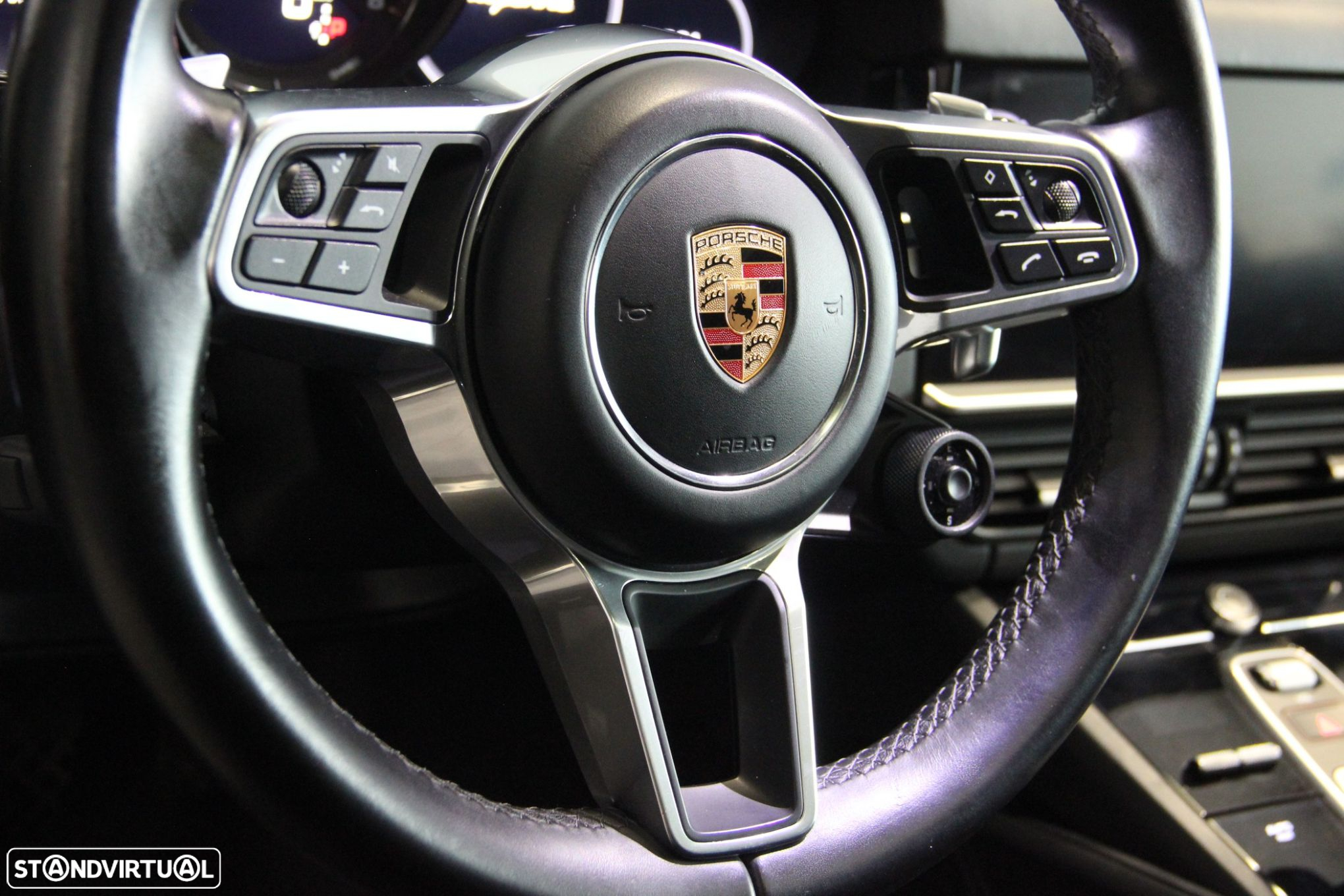 Porsche Cayenne E-Hybrid Platinum Edition - 46