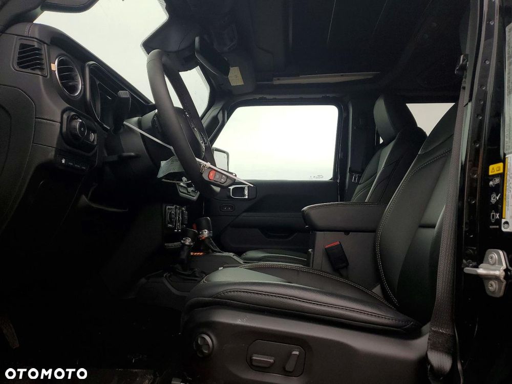 Jeep Wrangler Unlimited 2.0 Turbo PHEV 4xe Sahara - 8