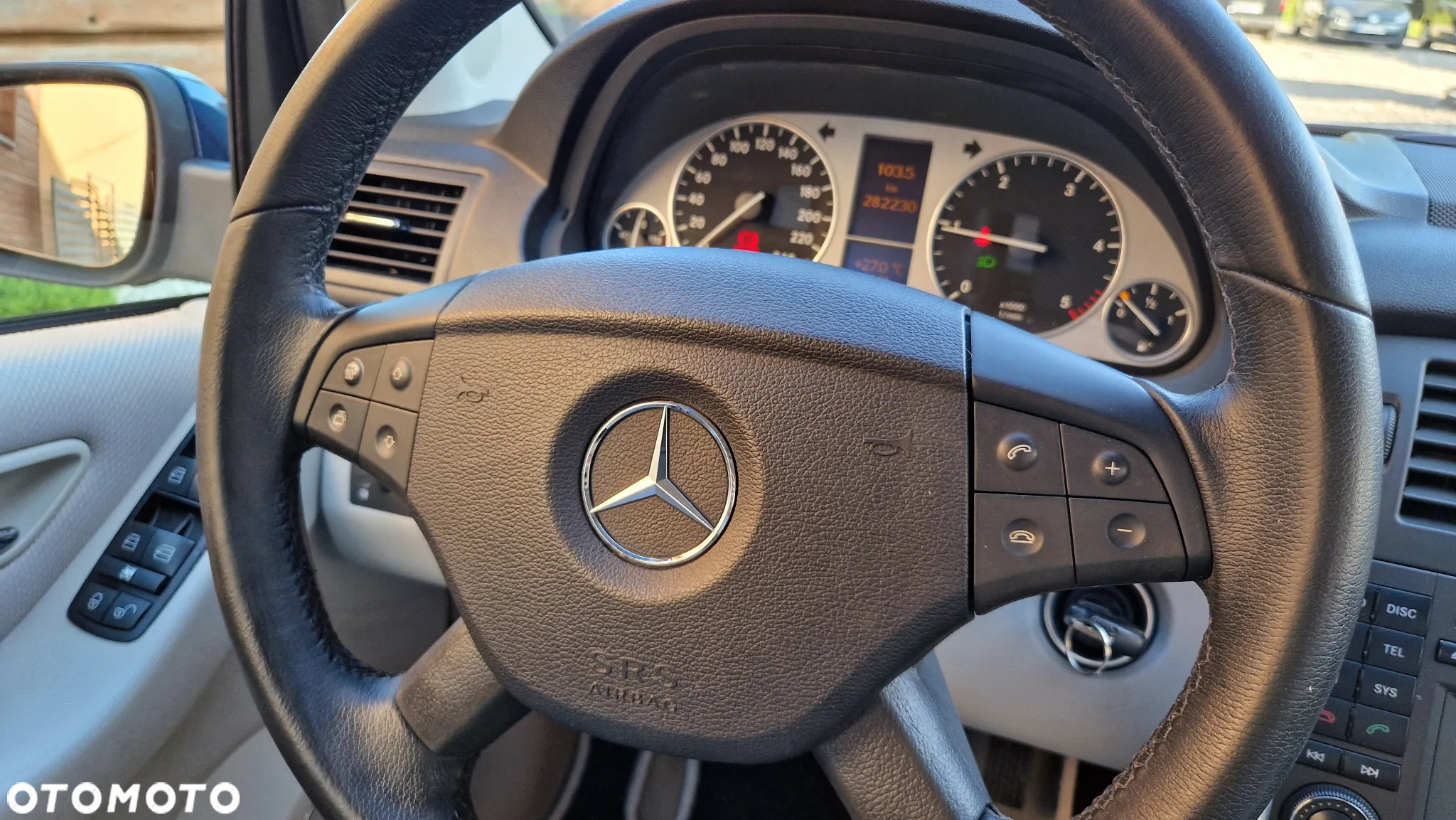 Mercedes-Benz Klasa B - 32