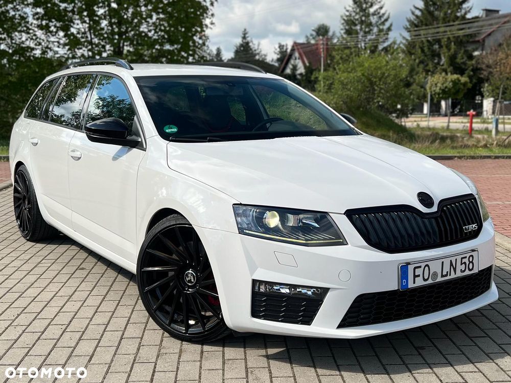 Skoda Octavia 2.0 TDI DSG RS - 2