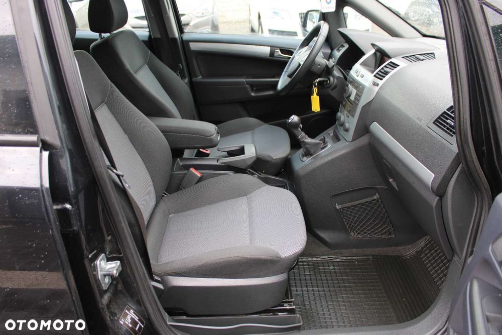 Opel Zafira - 21