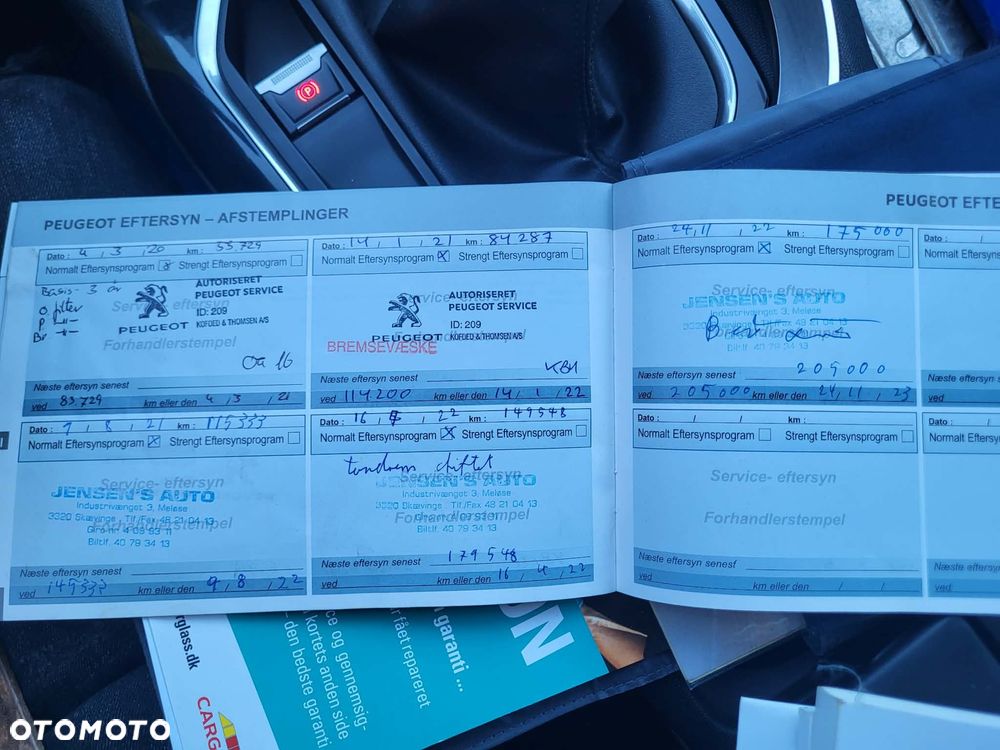 Peugeot 3008 HDi 150 Allure - 12