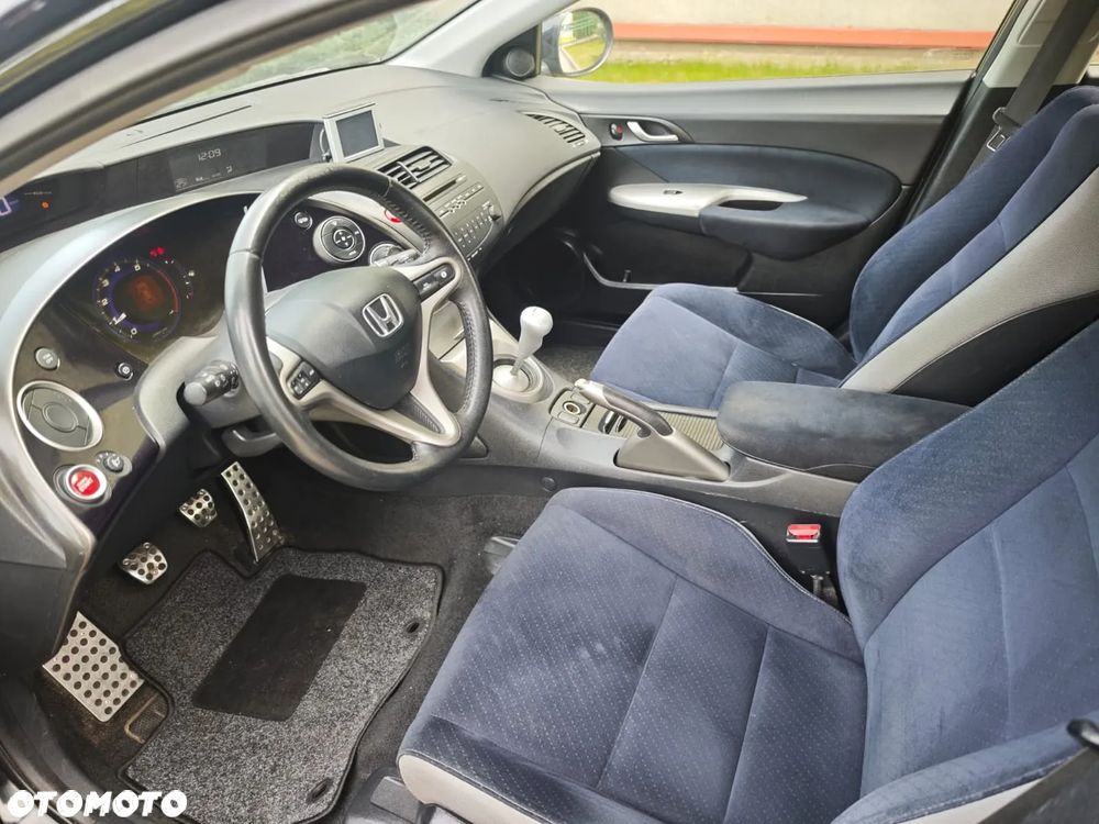 Honda Civic 1.4 Base - 9