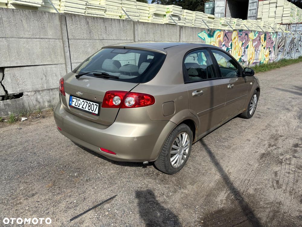 Chevrolet Lacetti 1.4 SE / Plus - 3