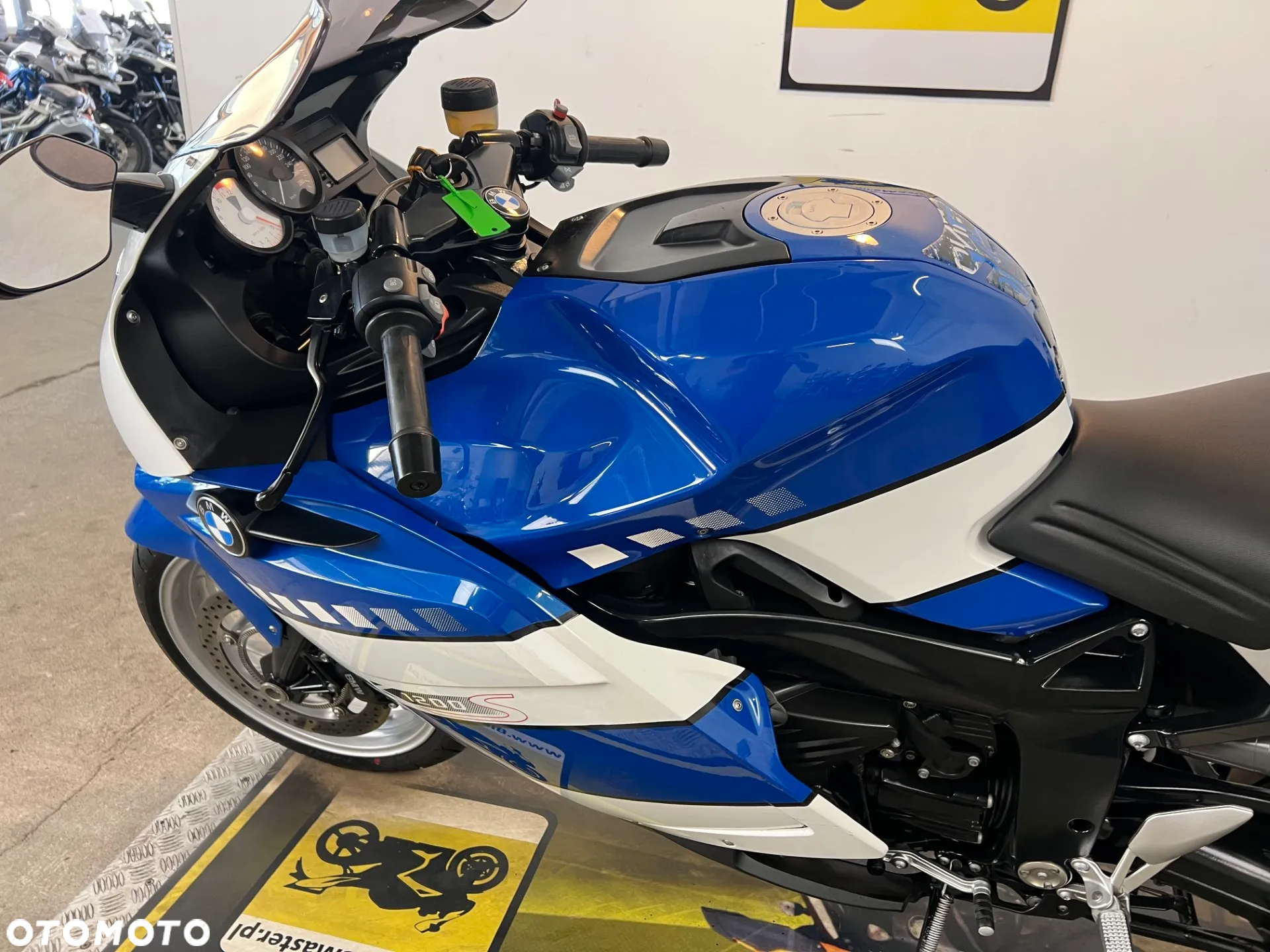 BMW K - 25