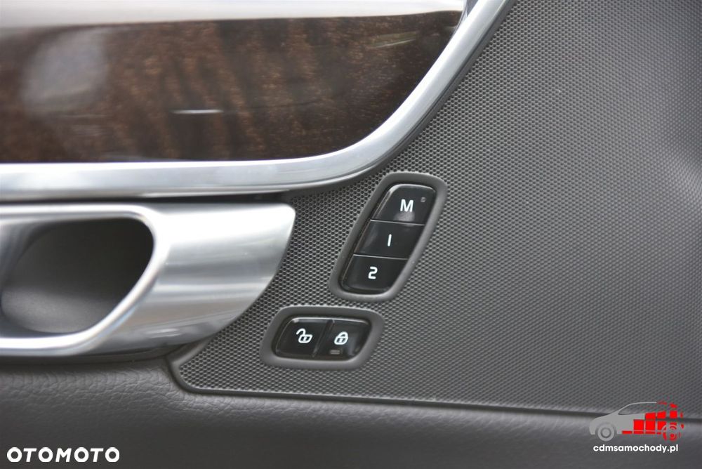 Volvo V90 T5 Momentum - 31