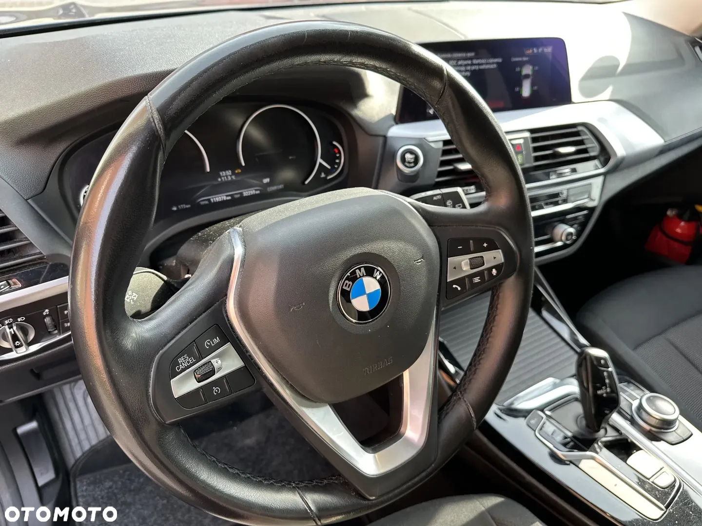 BMW X3 sDrive18d Business Edition - 23