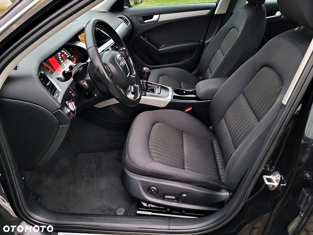 Audi A4 Limousine 2.0 TDI DPF Ambiente - 25