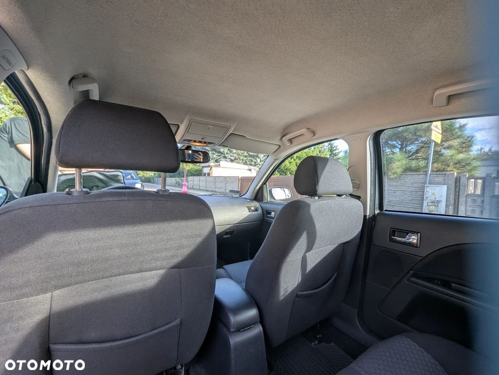 Ford Mondeo 2.0 TDCI DPF Ghia - 16