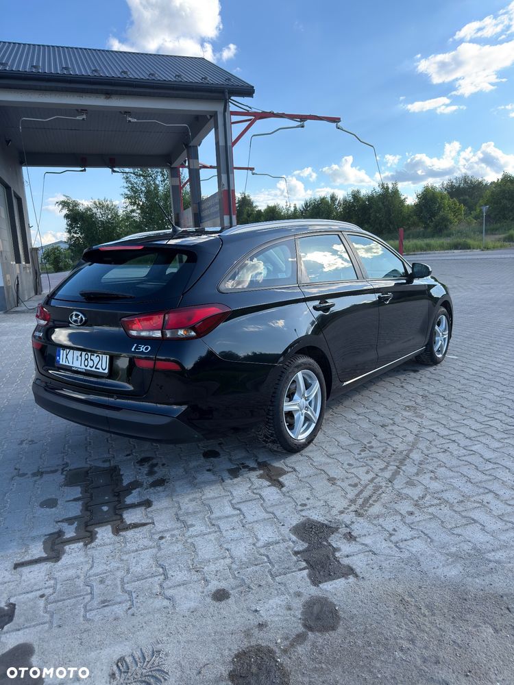 Hyundai i30 1.6 D Classic + - 2