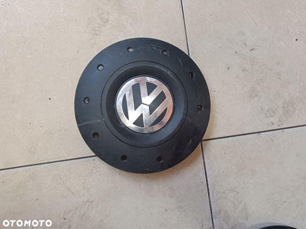 VW T5 AMAROK DEKIEL DEKILEK KOŁPAK 16' 7H0601151C - 1