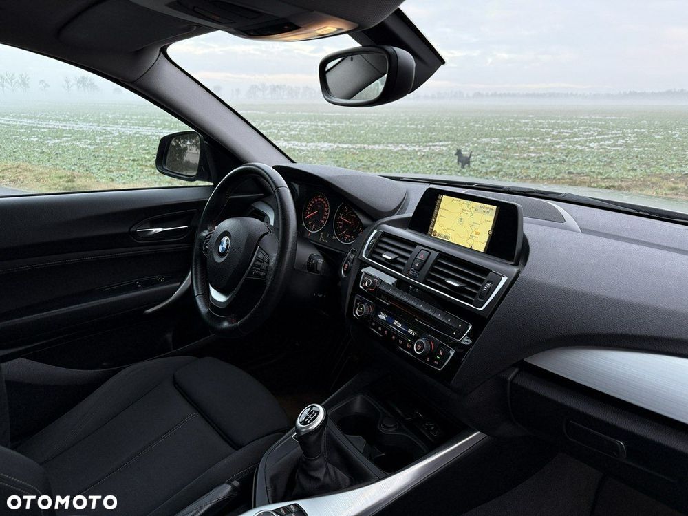 BMW Seria 2 220i Sport Line - 25