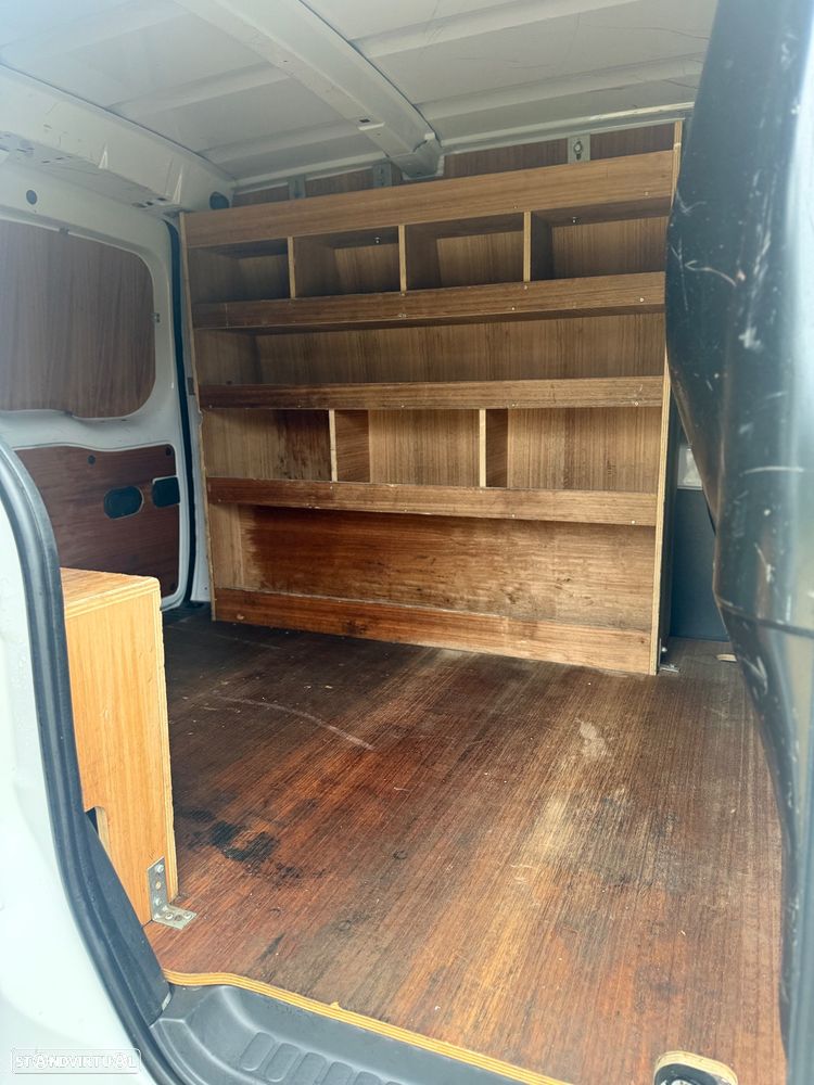 Renault Kangoo 1.5 DCI IVA DEDUTIVEL - 11