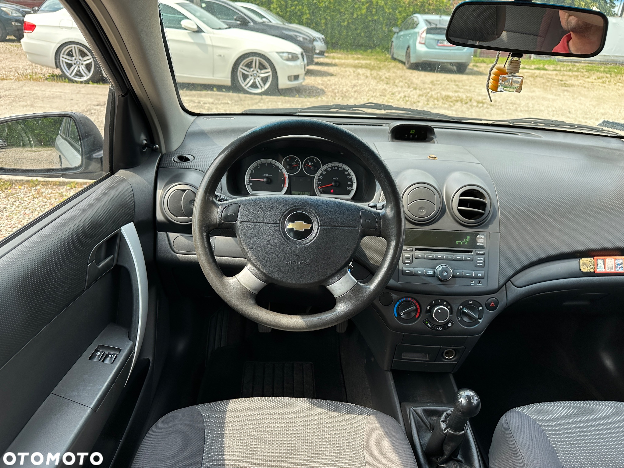 Chevrolet Aveo - 14