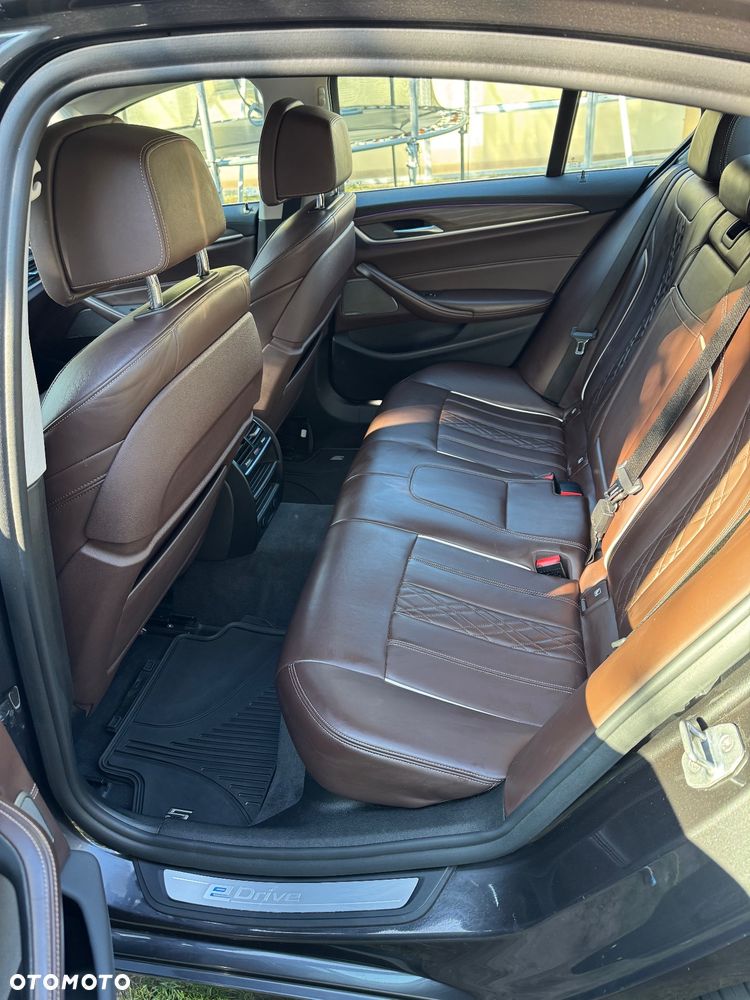 BMW Seria 5 530e iPerformance GPF Luxury Line - 14