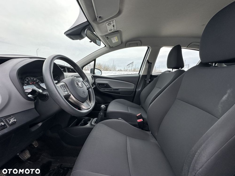 Toyota Yaris - 9