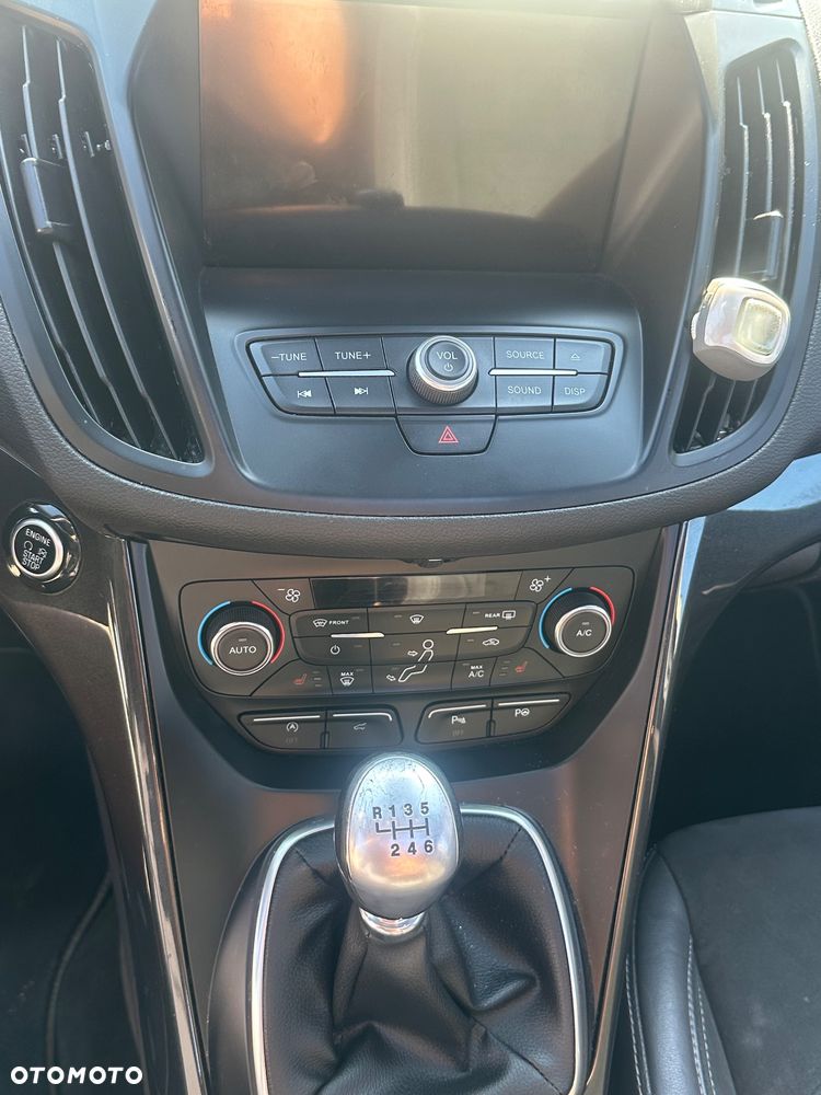 Ford Kuga - 14