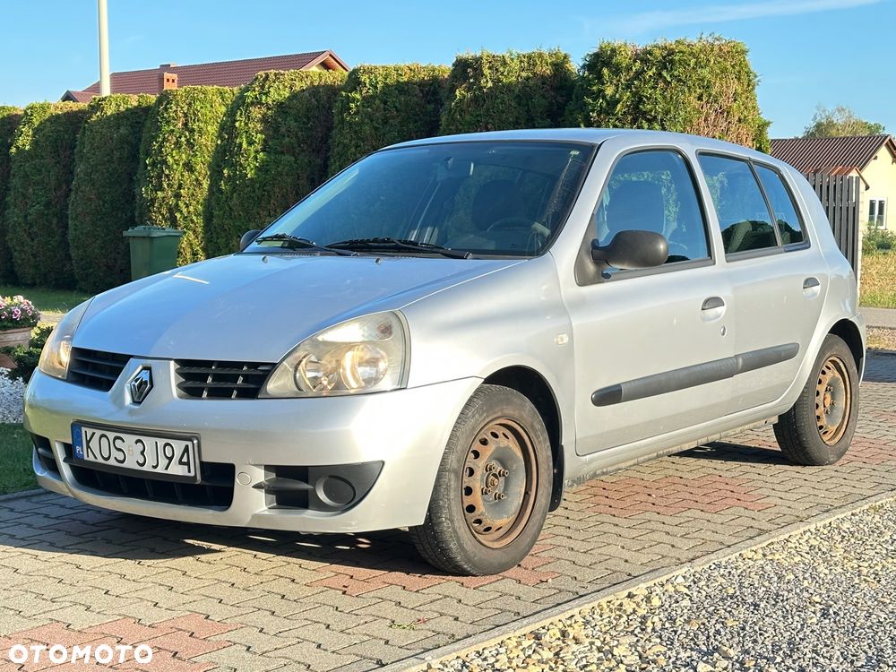 Renault Clio - 1