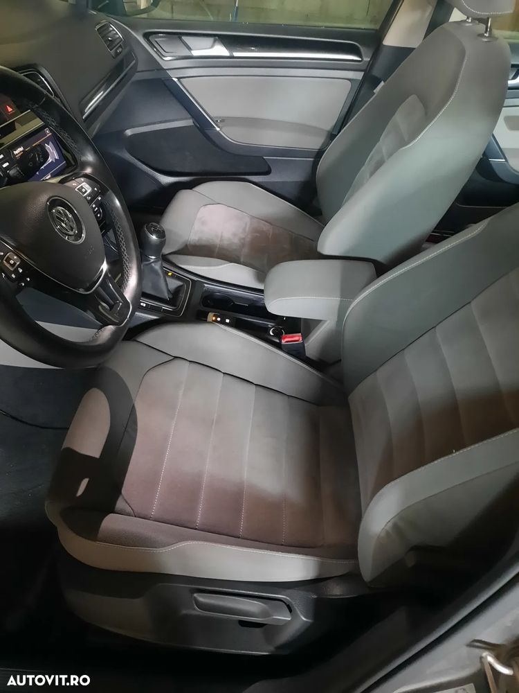 Volkswagen Golf 2.0 TDI BlueMotion Technology Edition - 6