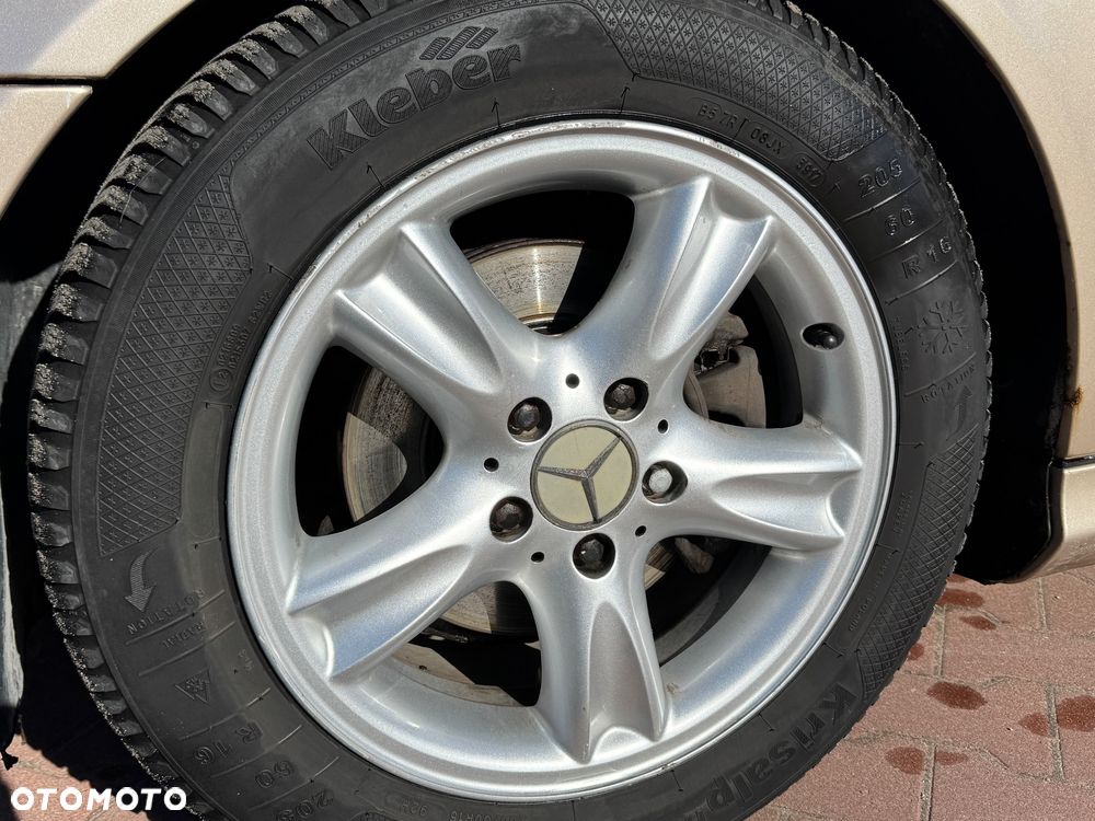Mercedes-Benz CLK - 6