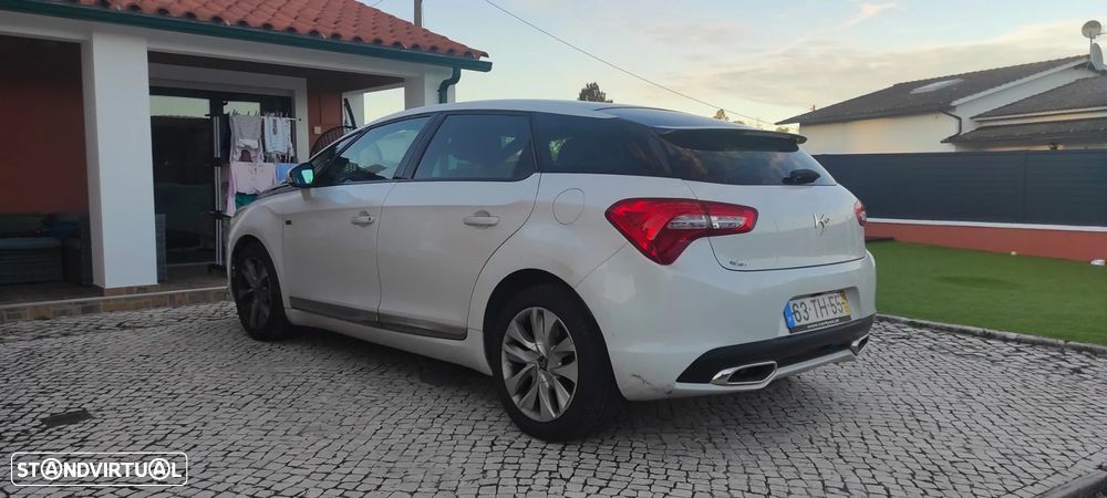 Citroën DS5 2.0 HDi Hybrid4 So Chic CMP6 - 4