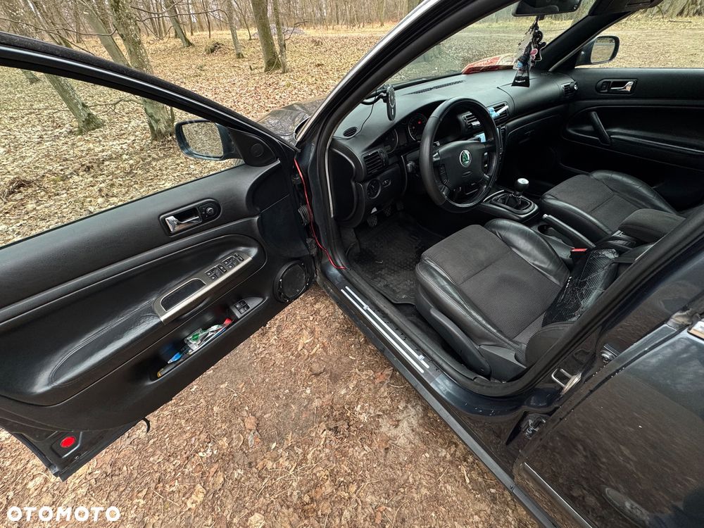 Volkswagen Passat 1.9 TDI Comfortline - 9