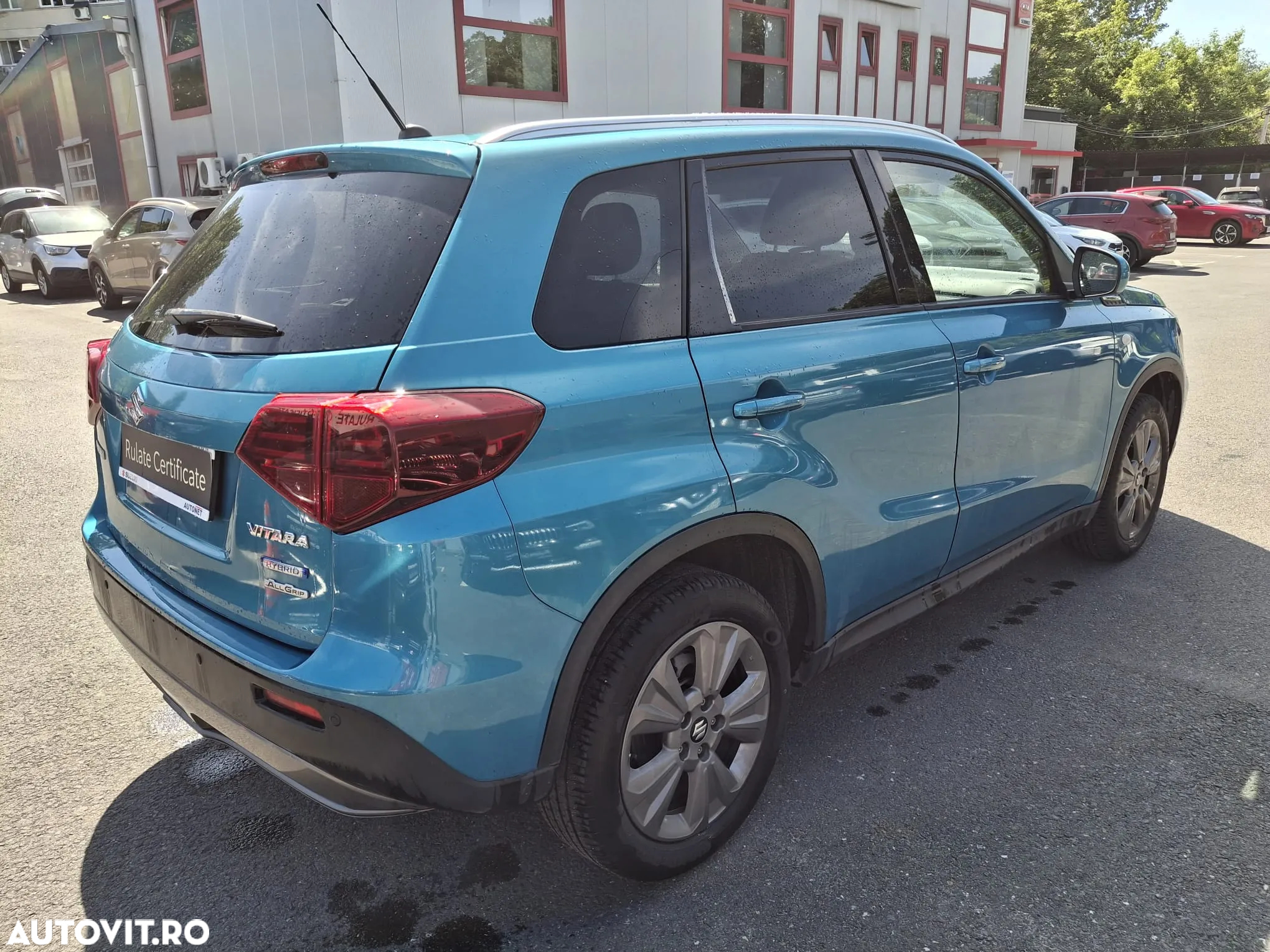 Suzuki Vitara 1.4 Boosterjet AllGrip MHEV Passion - 4
