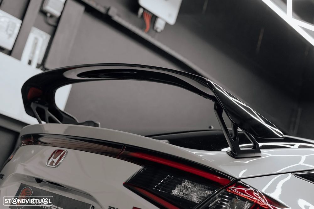 Honda Civic 2.0 VTEC Turbo Type R - 11