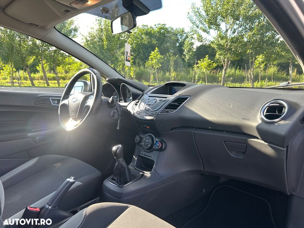 Ford Fiesta - 9
