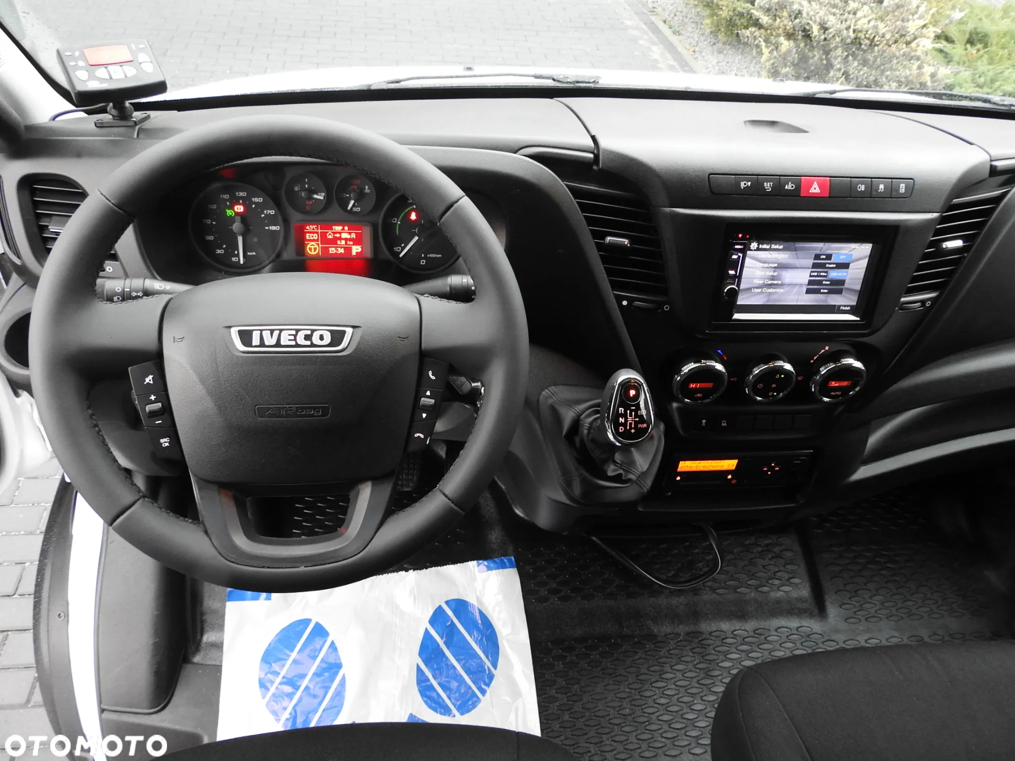 Iveco DAILY 70C17 CHŁODNIA 0*C WINDA 9 PALET ZASILANIE 230V TEMPOMAT KLIMATYZACJA PNEUMATYKA AUTOMAT HI-MATIC BLIŹNIACZE KOŁA 170KM [ 105235 ] - 36
