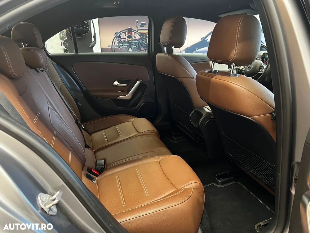 Mercedes-Benz A 250 e 8G-DCT - 9