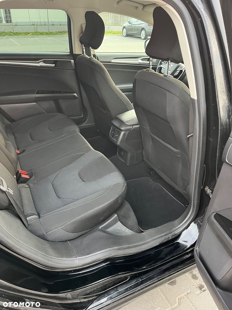 Ford Mondeo 2.0 TDCi Titanium PowerShift - 17