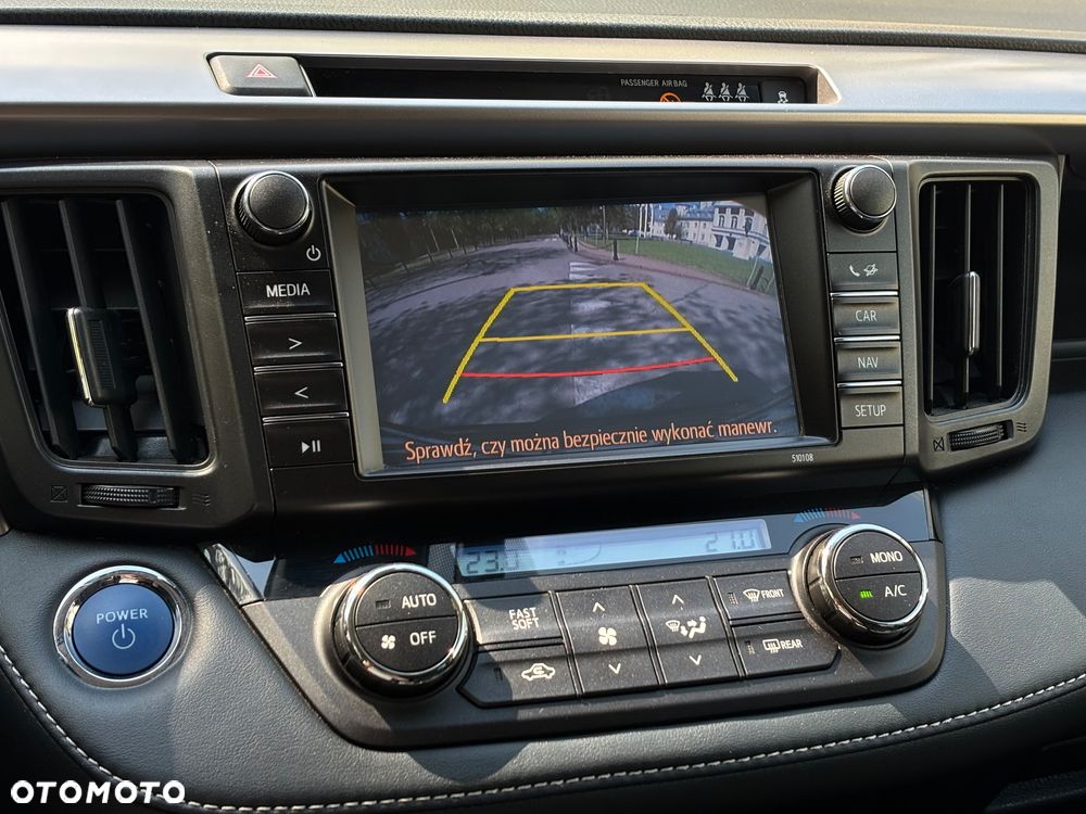 Toyota RAV4 Hybrid Premium 4x4 - 6