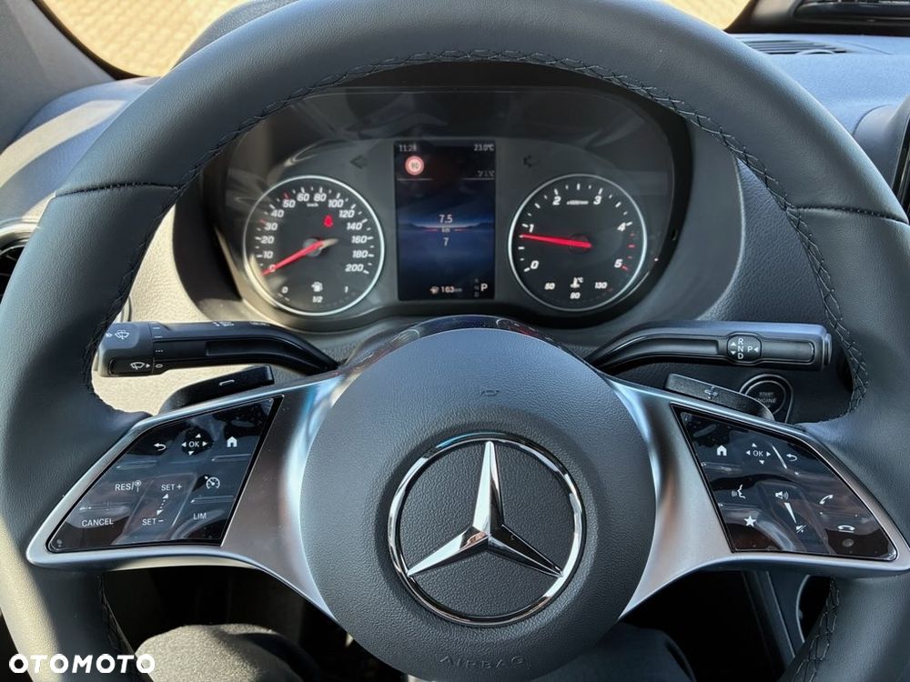 Mercedes-Benz Sprinter Standard BASE 9G-Tronic 907.233 - 16